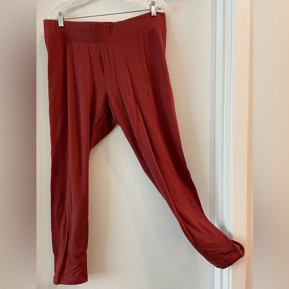 Rust Mid-Rise Leggings - LIKE NEW!